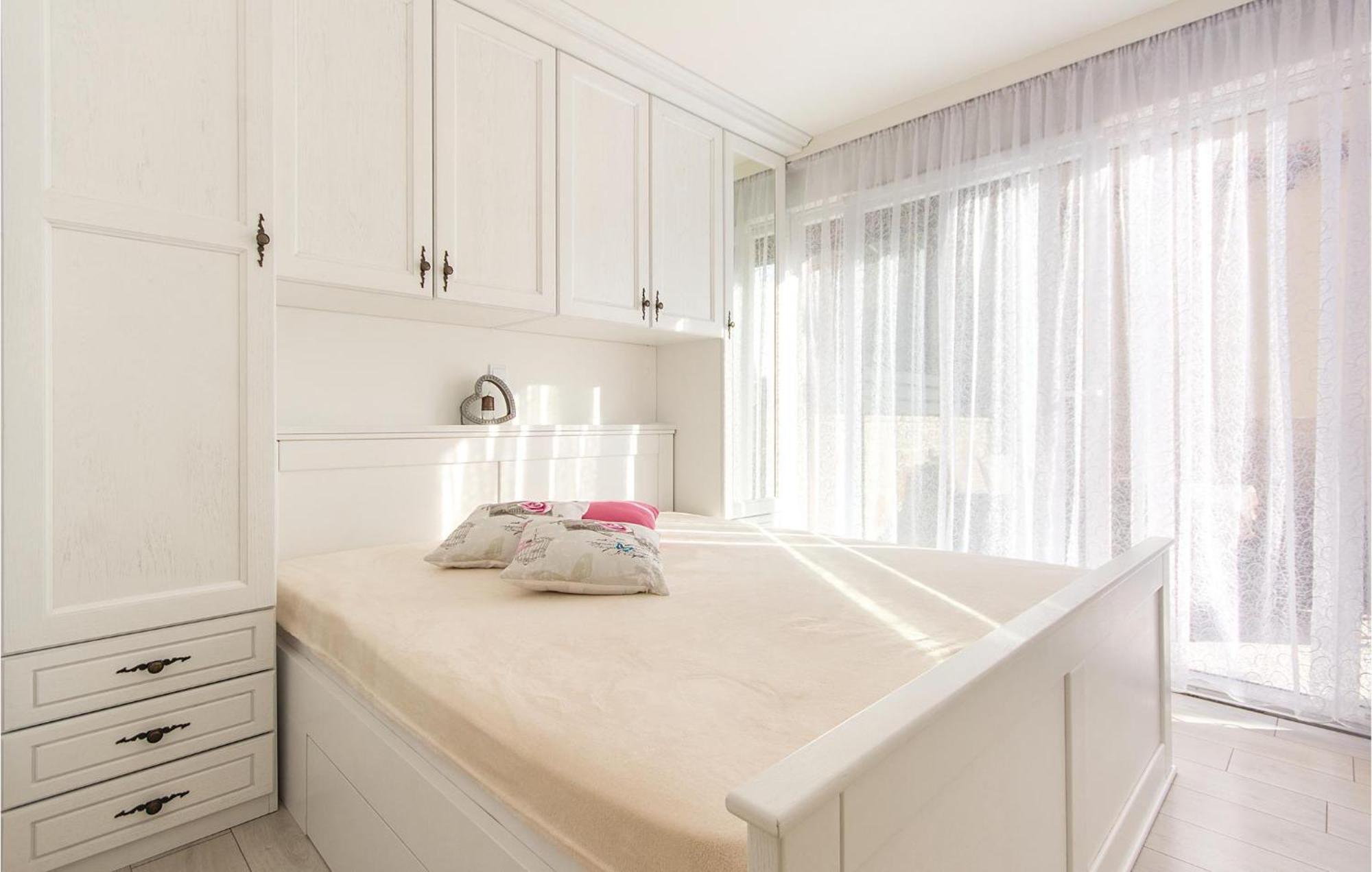 Lovely Apartment In Medulin With Kitchen Bagian luar foto